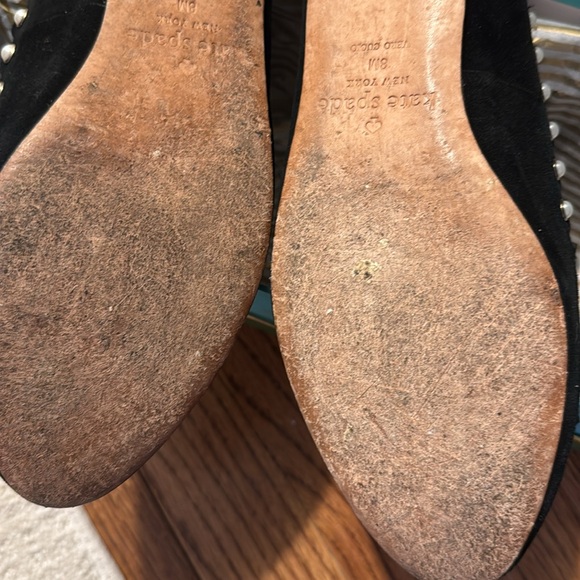 Kate Spade Black Suede Women's Shoes with Pearl Detailing- original box - Picture 3 of 4